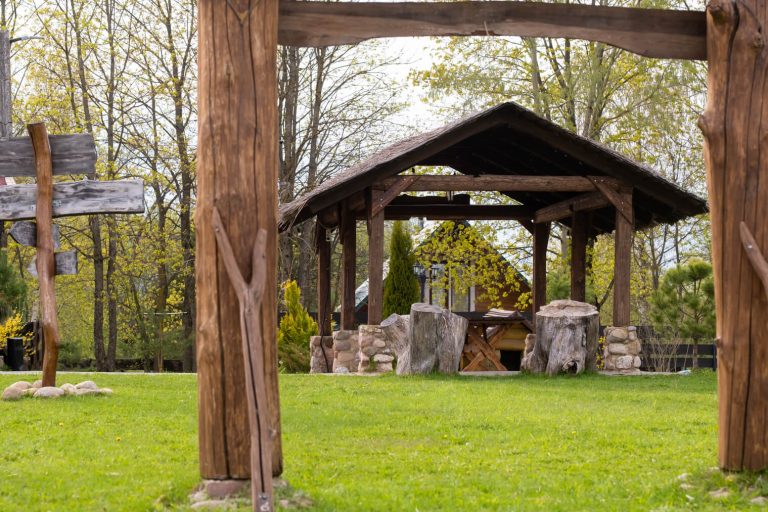 Kiosque de jardin en bois